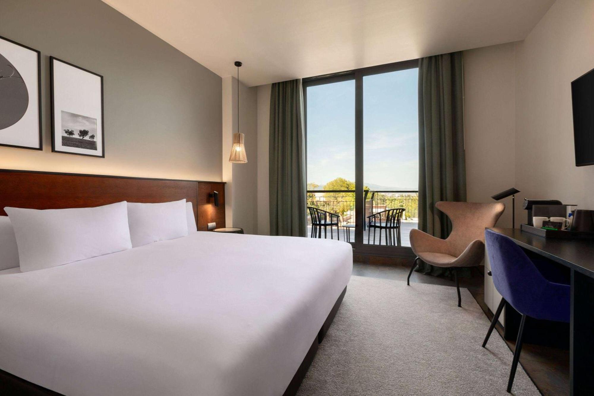 Dolce By Wyndham Barcelona Hotel Sant Esteve Sesrovires